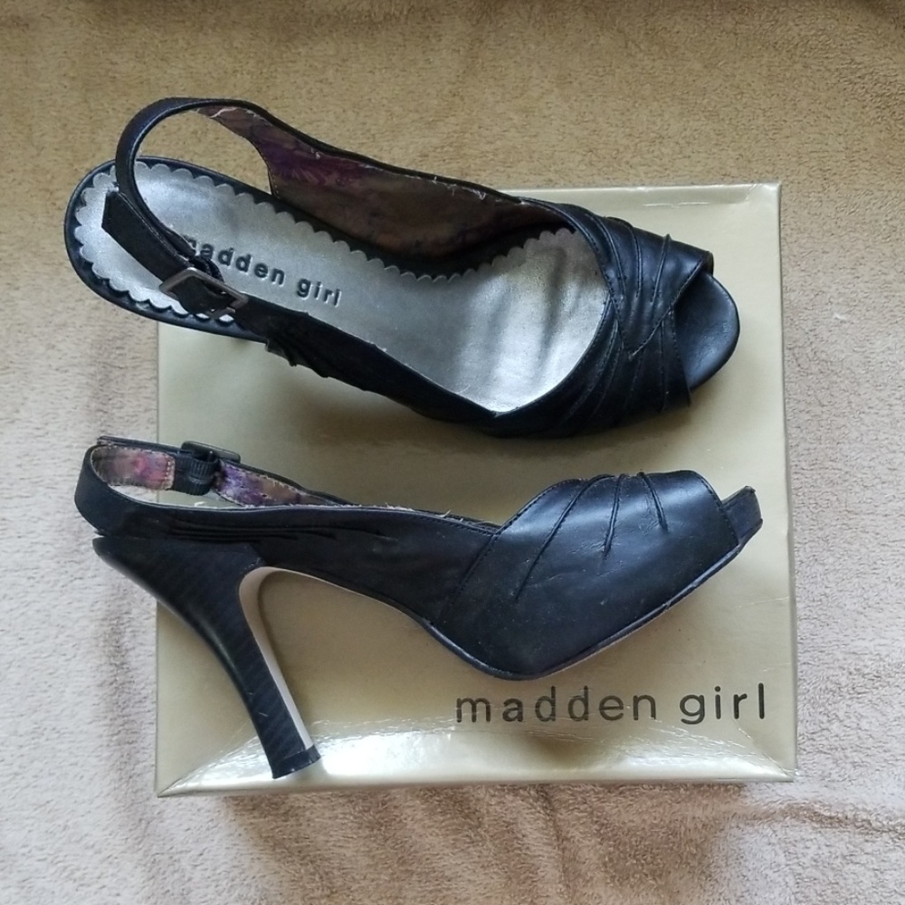 Madden Girl Palesade Platform Slingback
